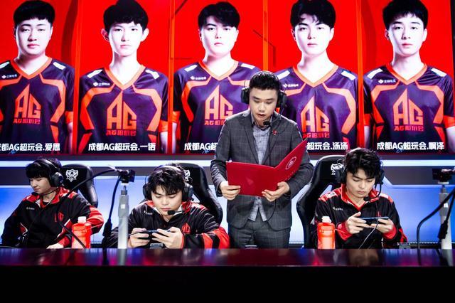 近期他们以